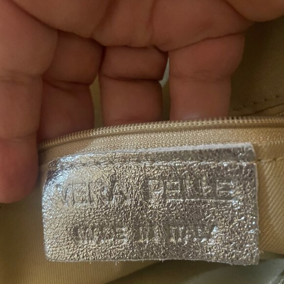 New! Sostter Silver Metallic Leather Luxury Backpack - Picture 7 of 11